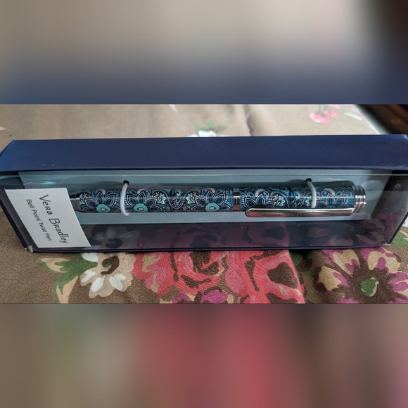 Vera Bradley Ball Point Twist Pen - Picture 5 of 5